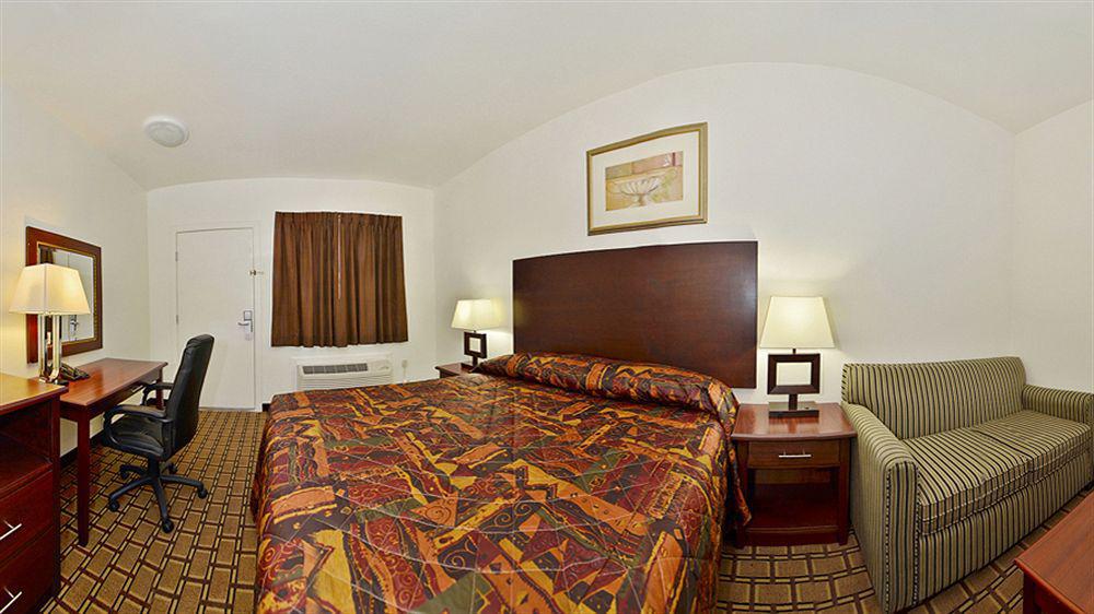 Baymont By Wyndham Ridgecrest Motel Exterior foto