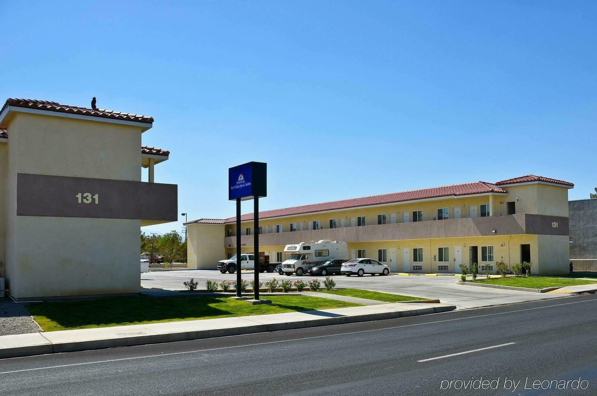 Baymont By Wyndham Ridgecrest Motel Exterior foto